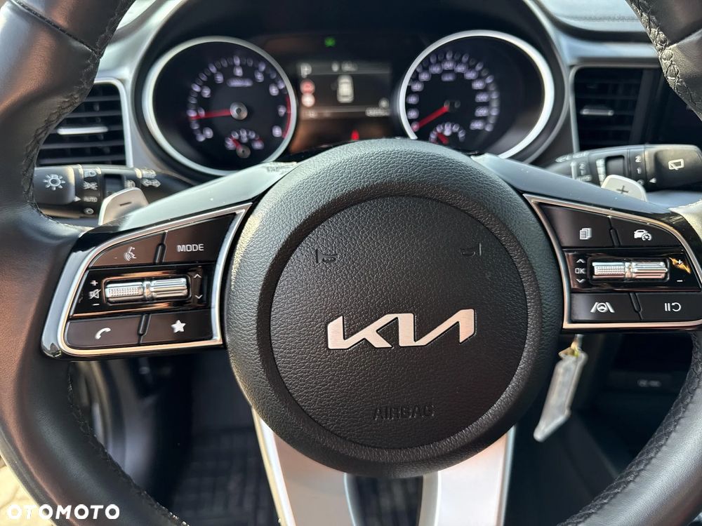 Kia Ceed 1.5 T-GDI M DCT - 22