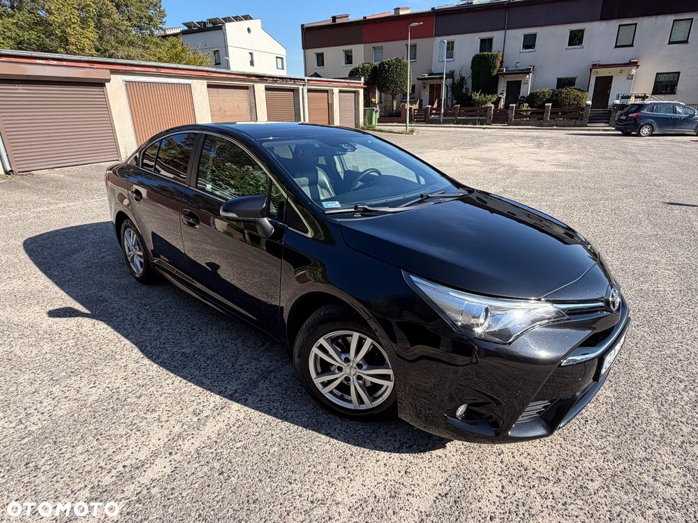 Toyota Avensis - 9