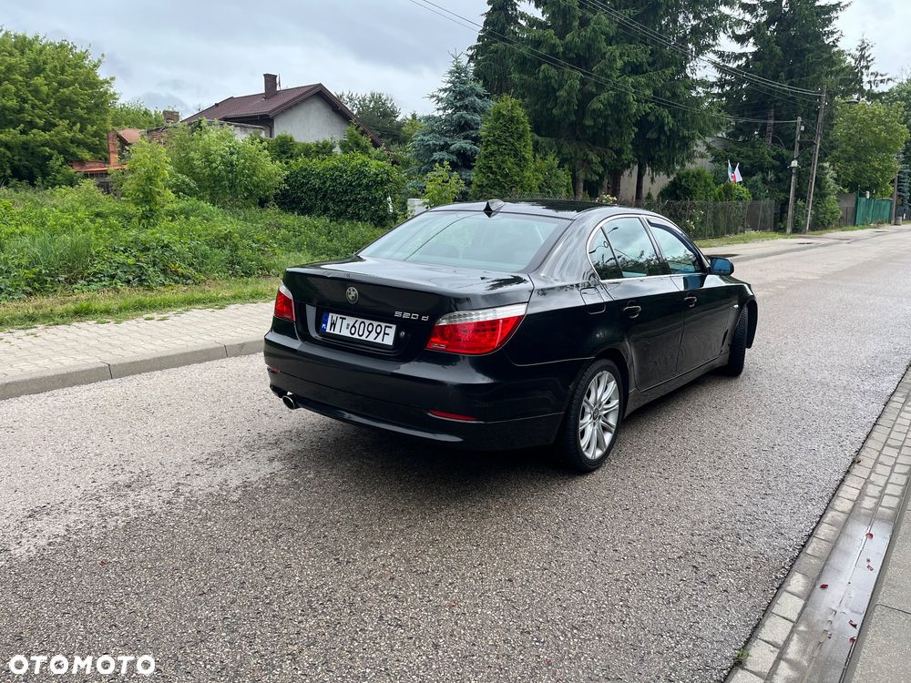 BMW Seria 5 520d - 5