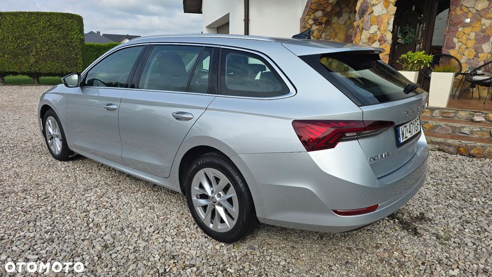 Skoda Octavia 2.0 TDI Ambition DSG - 14