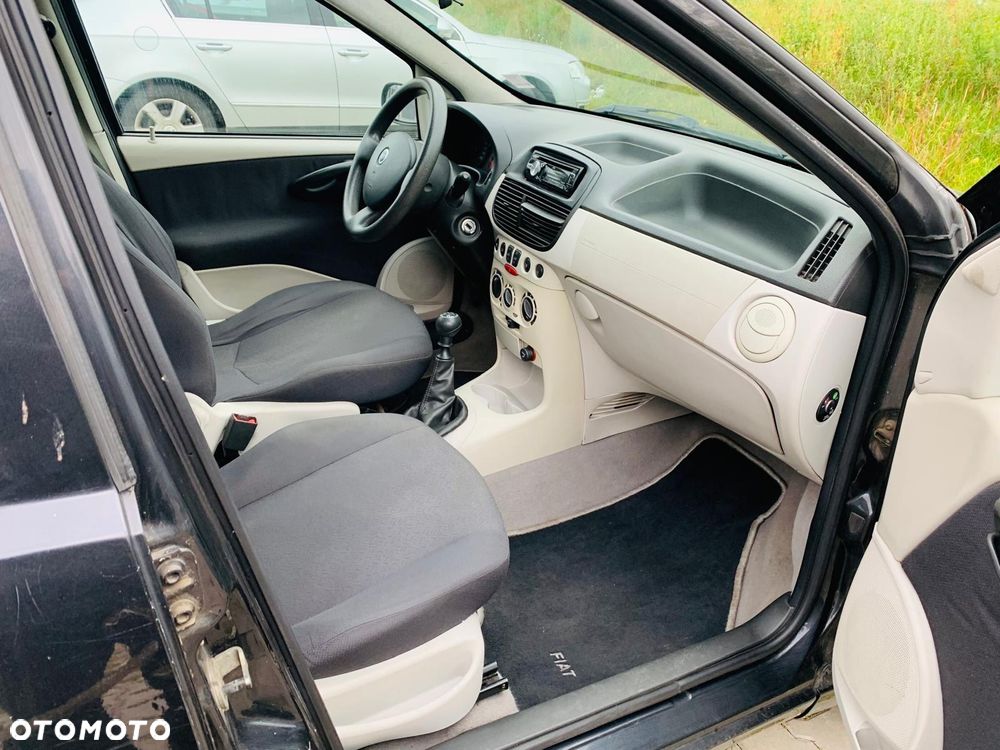 Fiat Punto 1.2 8V Dynamic - 7