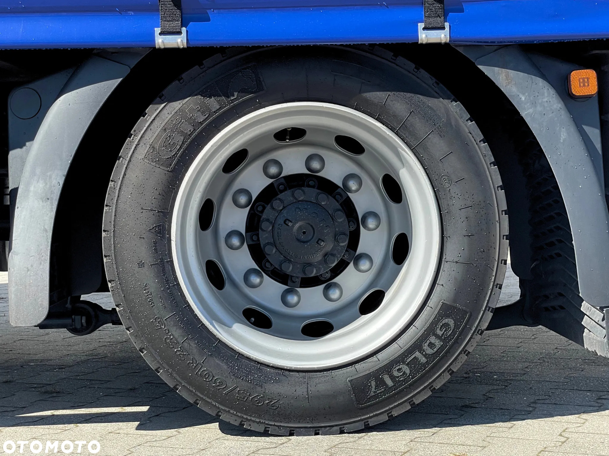 MAN TGX 18.420 / PRZEJAZDOWY / PRZESTRZENNY 60M3 / 7,75 M - 13