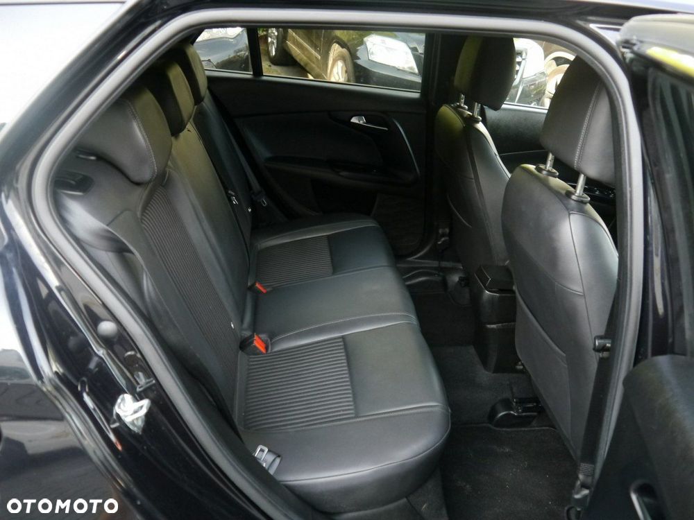 Fiat Tipo 1.6 MultiJet 16v Sport - 29