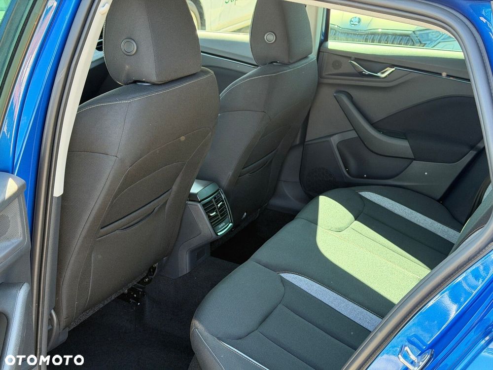 Skoda Scala 1.0 TSI Drive DSG - 17