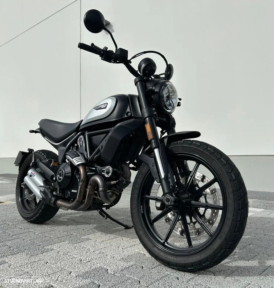Ducati Scrambler 800 Icon Dark - 12