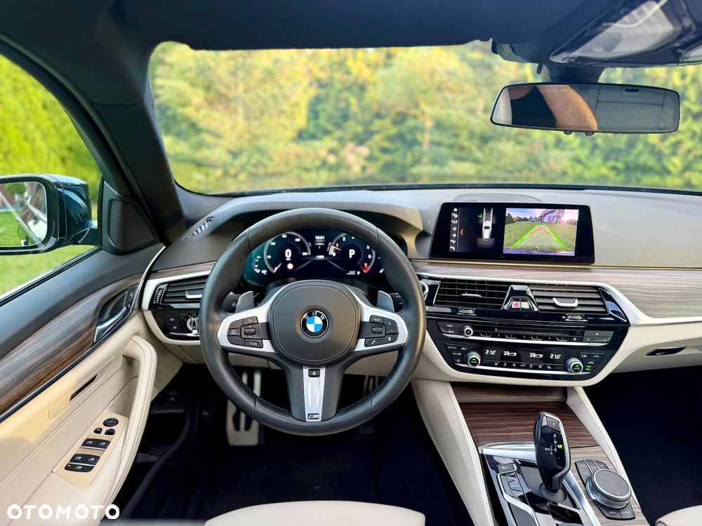 BMW Seria 5 530i xDrive GPF M Sport sport - 13