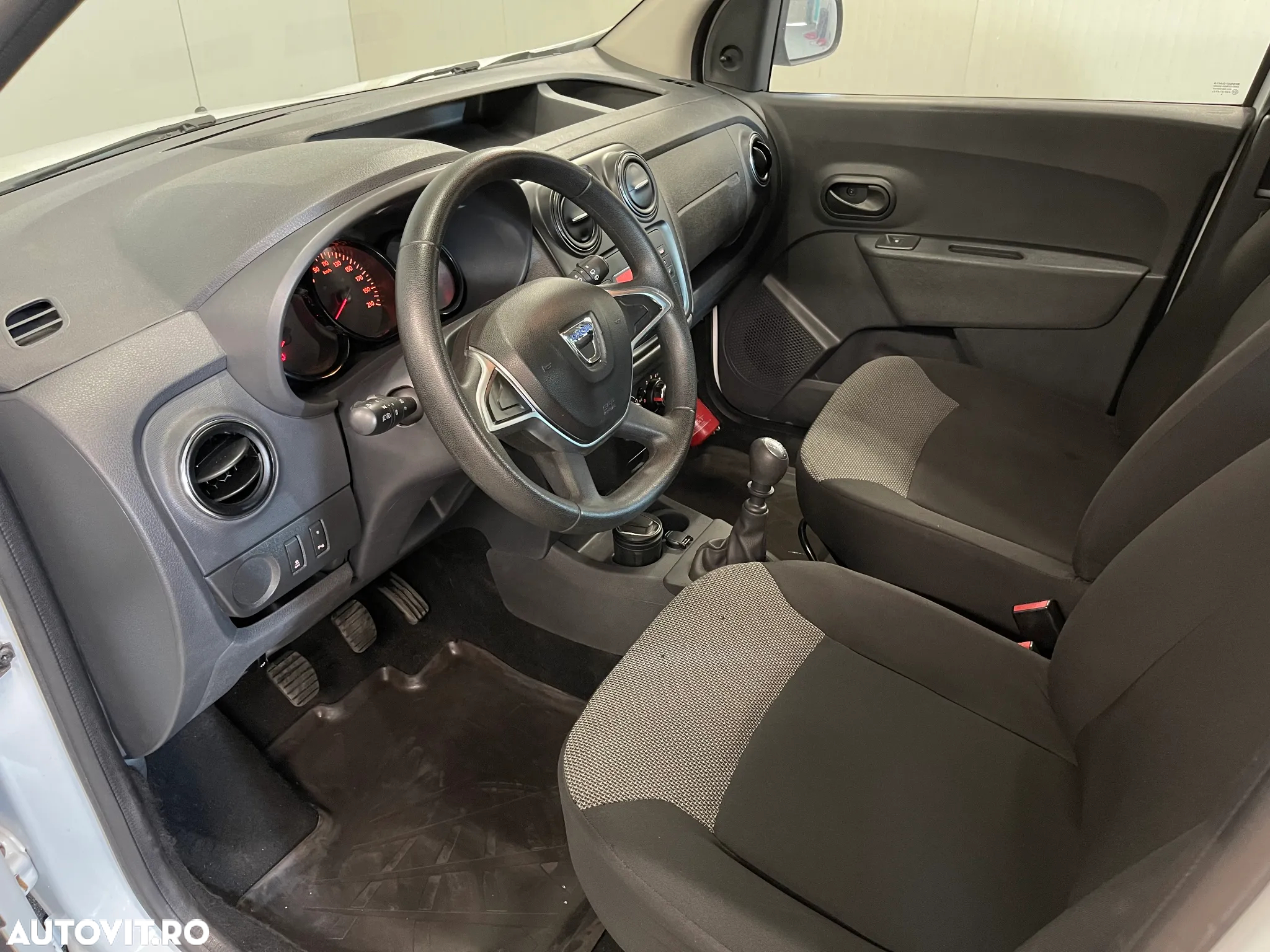 Dacia Dokker TCe 100 GPF Comfort - 5