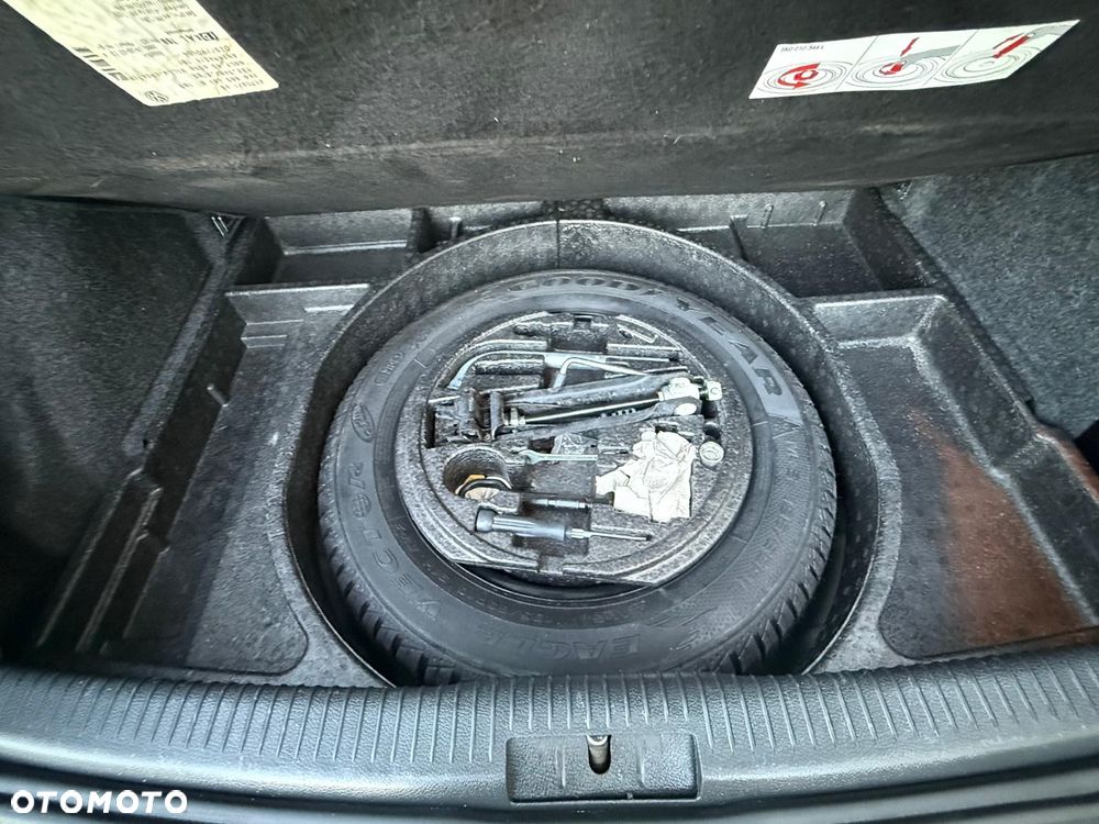 Volkswagen Golf - 17