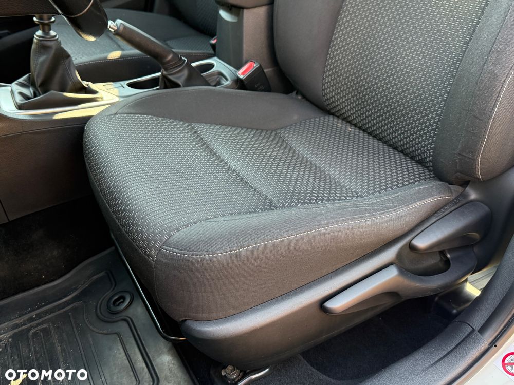 Toyota Corolla 1.6 Comfort - 10