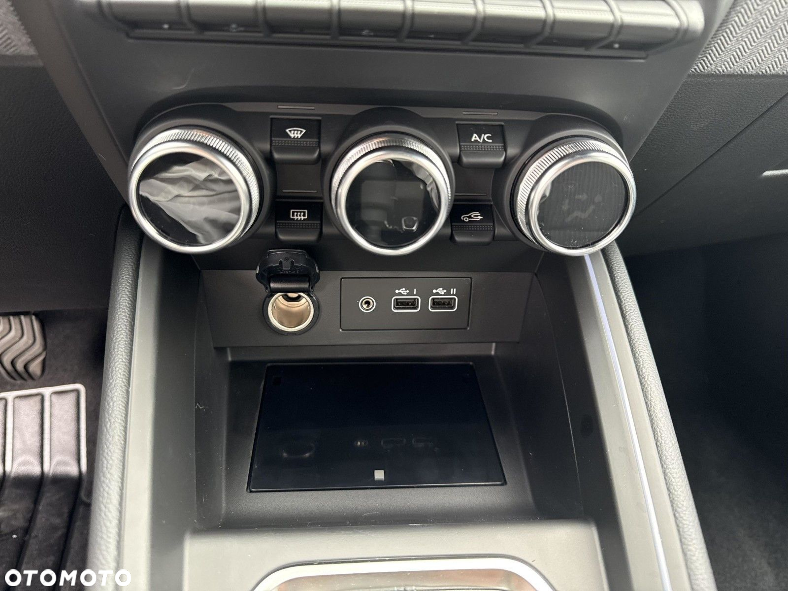 Renault Clio - 24
