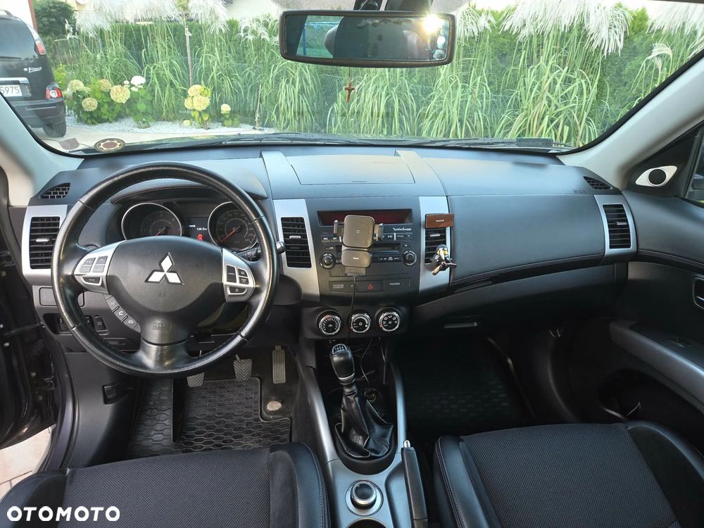 Mitsubishi Outlander 2.2 DID Intense + EU5 - 8