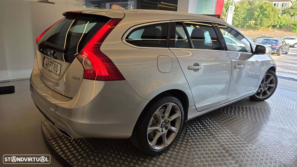 Volvo V60 2.0 D4 VOR - 21