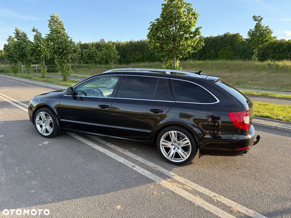 Skoda Superb 2.0 TDI Elegance DSG - 5
