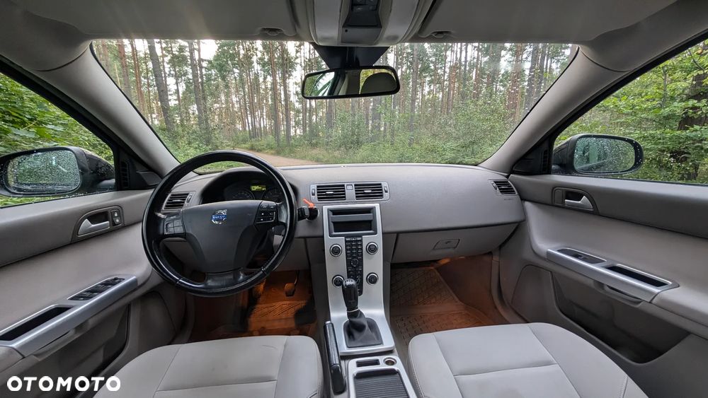 Volvo S40 - 10