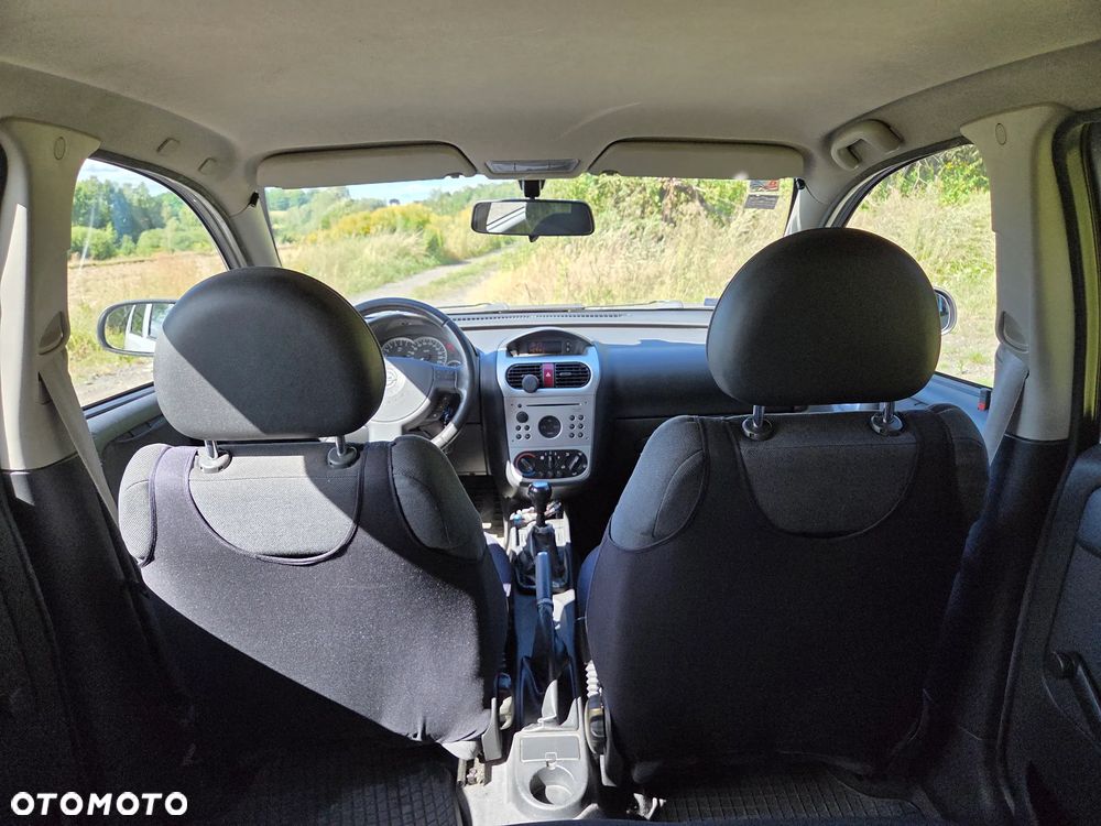 Opel Corsa 1.2 16V NJoy - 18