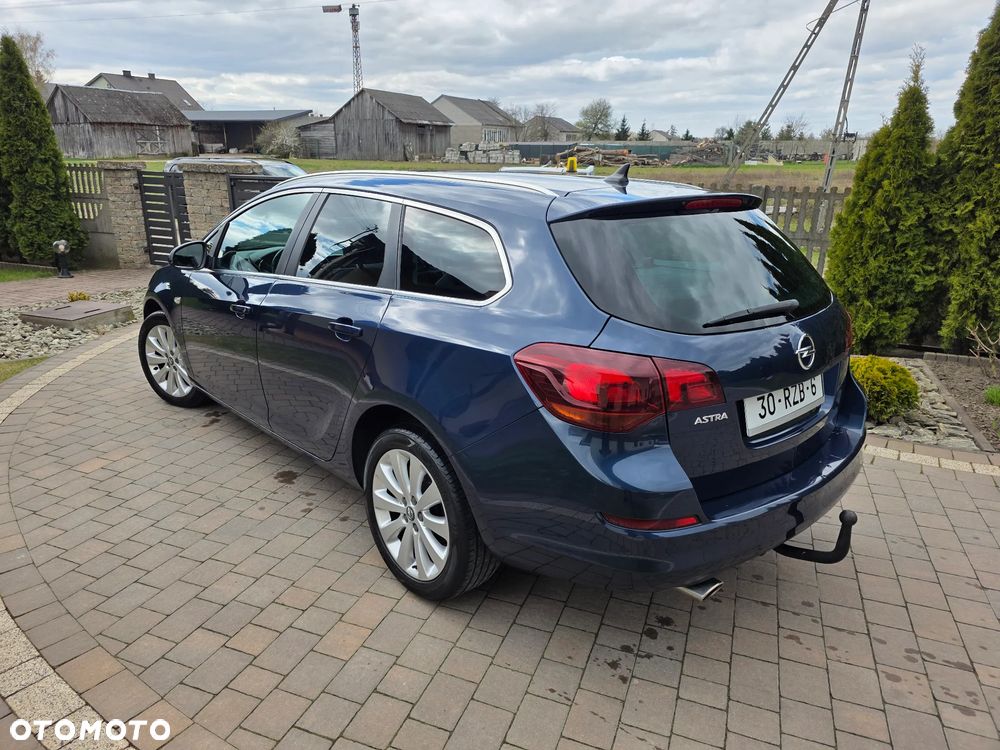 Opel Astra 1.4 T Enjoy S&S - 4