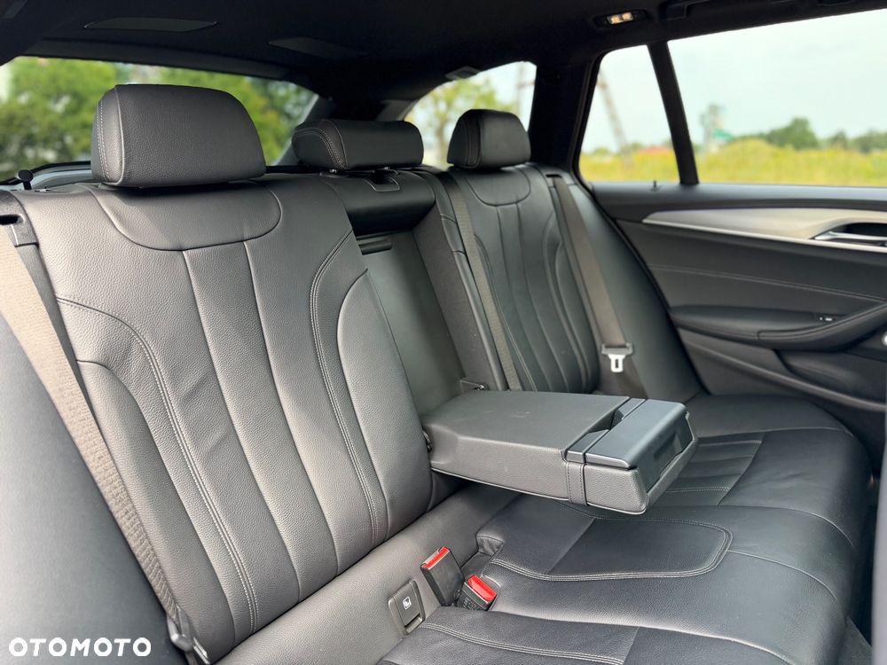 BMW Seria 5 540d xDrive M Sport sport - 21