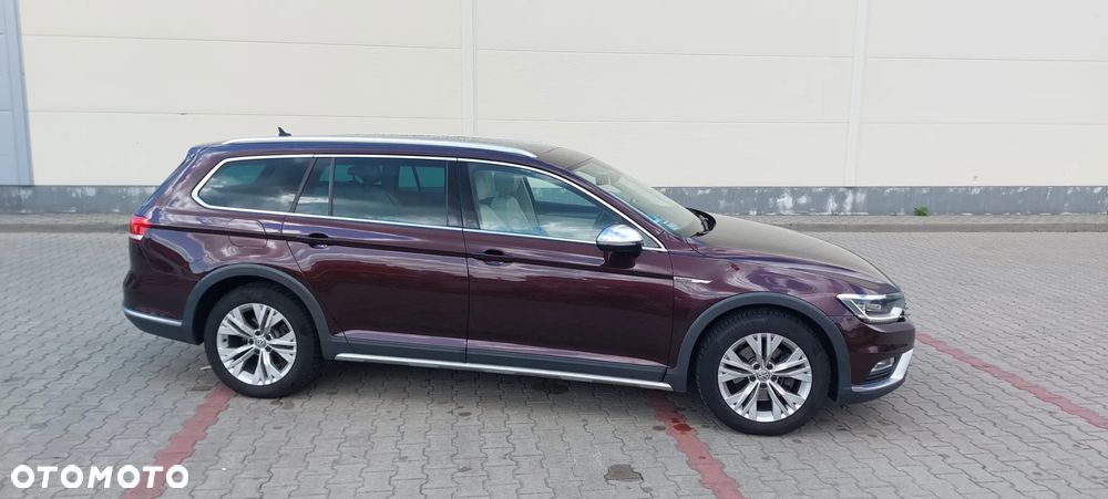 Volkswagen Passat Alltrack - 4