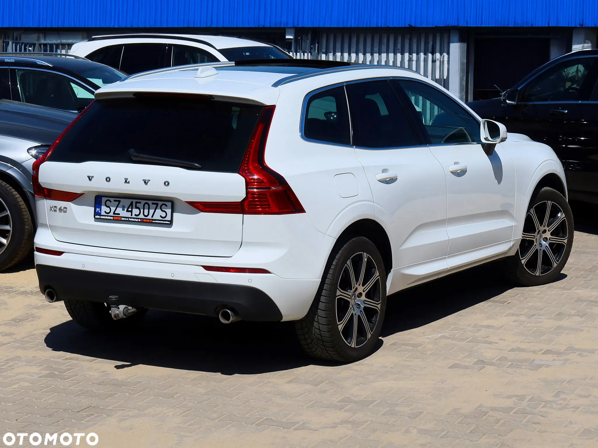 Volvo XC 60 T8 AWD Plug-In Hybrid Momentum Pro - 6