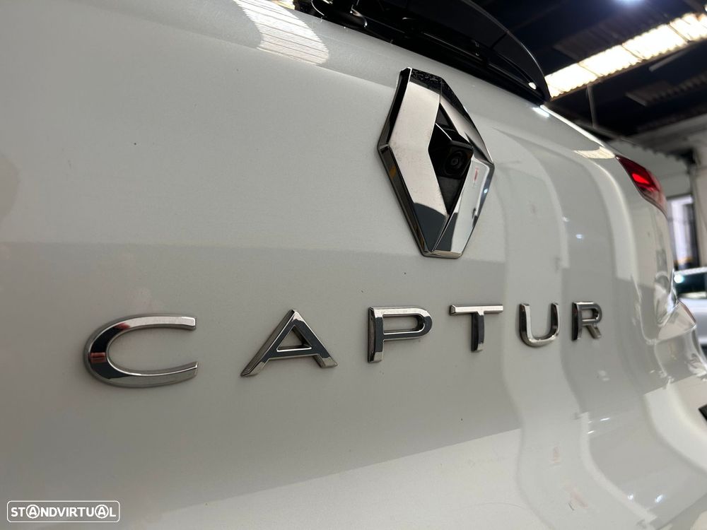 Renault Captur 1.6 E-Tech Full Hybrid Techno - 16