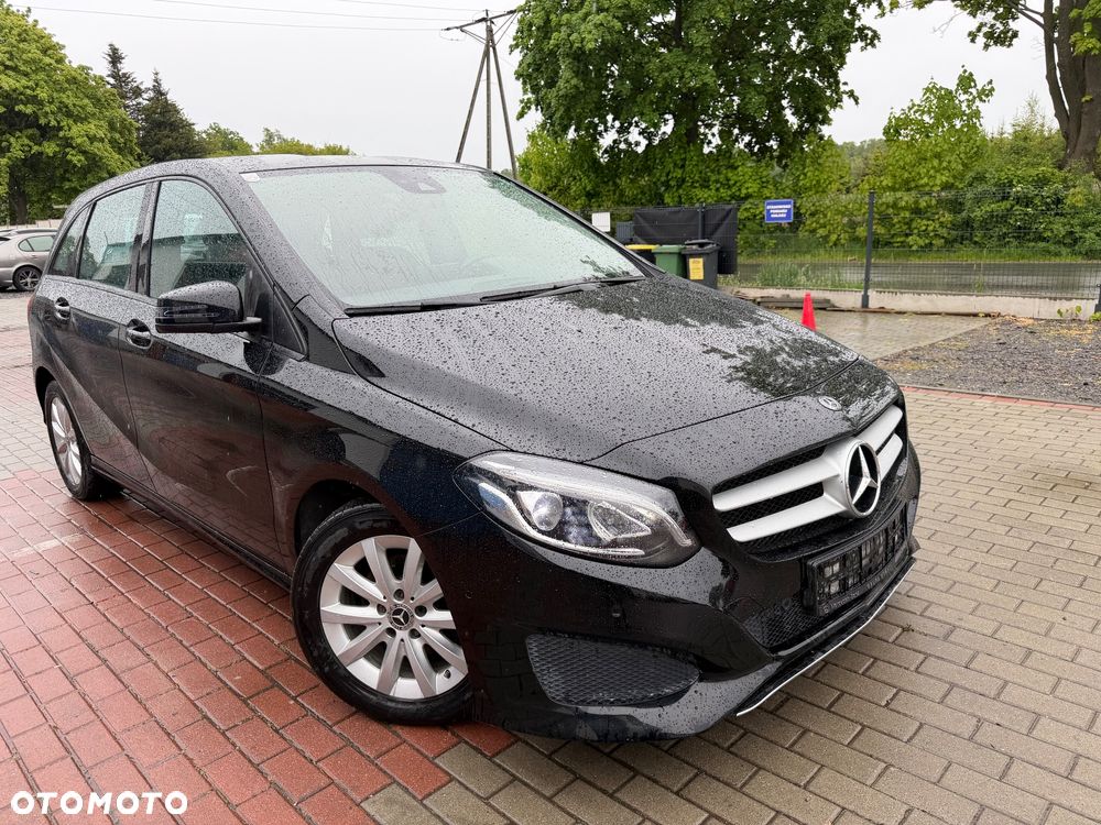 Mercedes-Benz Klasa B 180 (CDI) d 7G-DCT AMG Line - 17