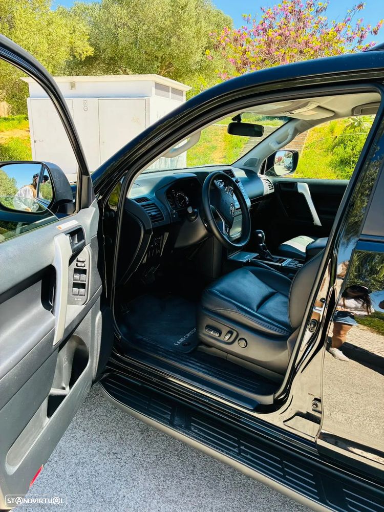 Toyota Land Cruiser 2.8 D-4D CA - 8