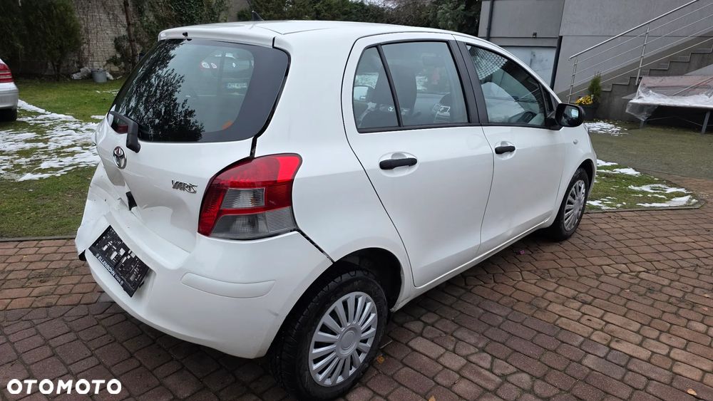 Toyota Yaris 1.0 VVT-i Cool - 16