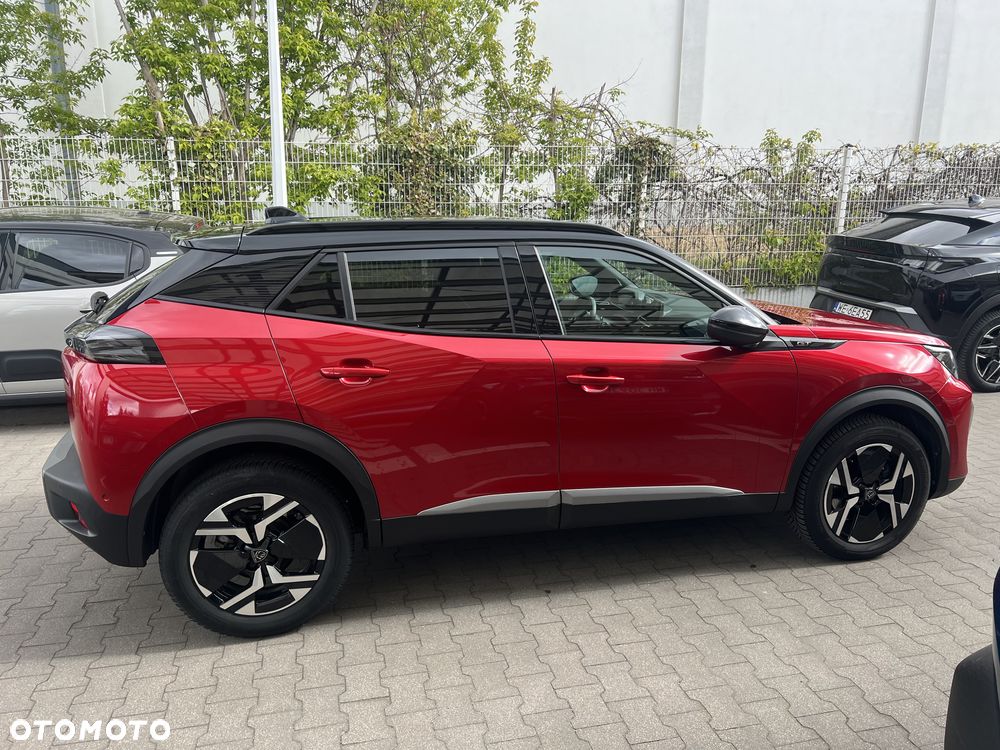 Peugeot 2008 BlueHDi 130 GT S&S EAT8 - 4