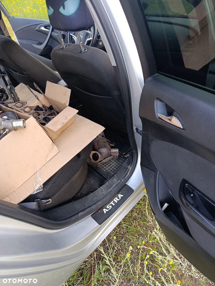 Opel Astra 1.4 T Sport - 14