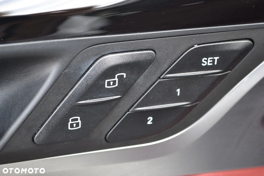 BMW X4 xDrive20d - 11