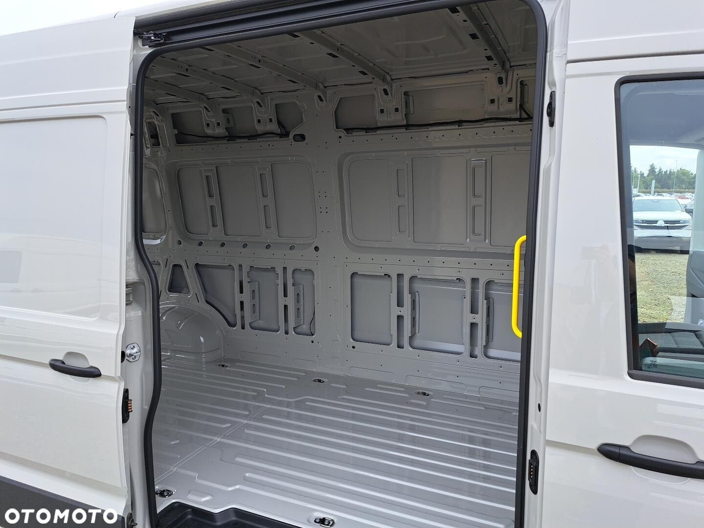 Volkswagen Crafter LONG 177KM - 20