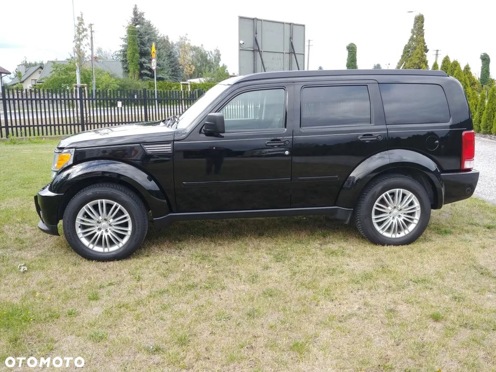 Dodge Nitro - 28