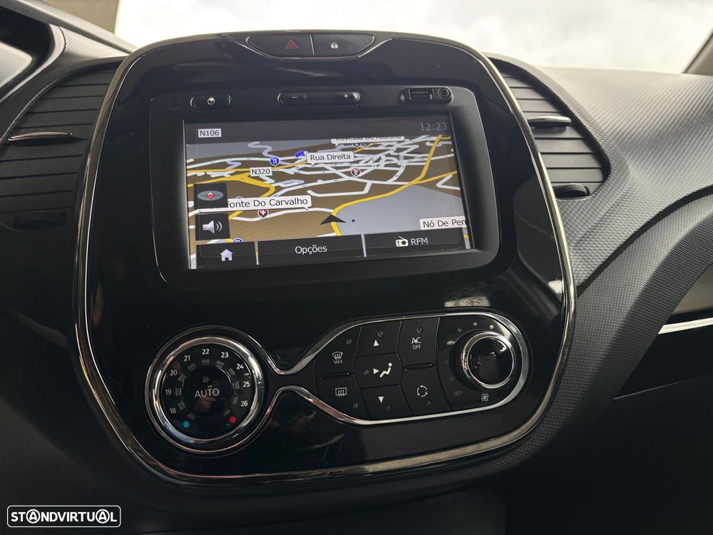 Renault Captur 1.5 dCi Exclusive - 11