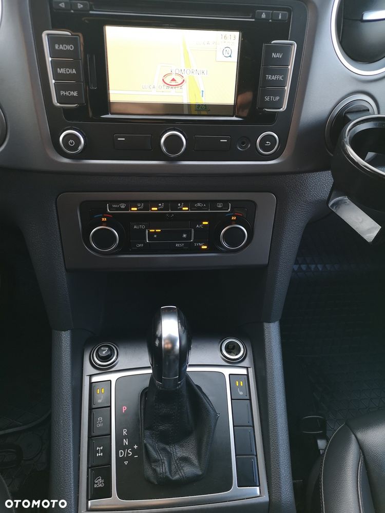 Volkswagen Amarok Double Cab 2.0 BiTDi 4MOTION Highline - 11