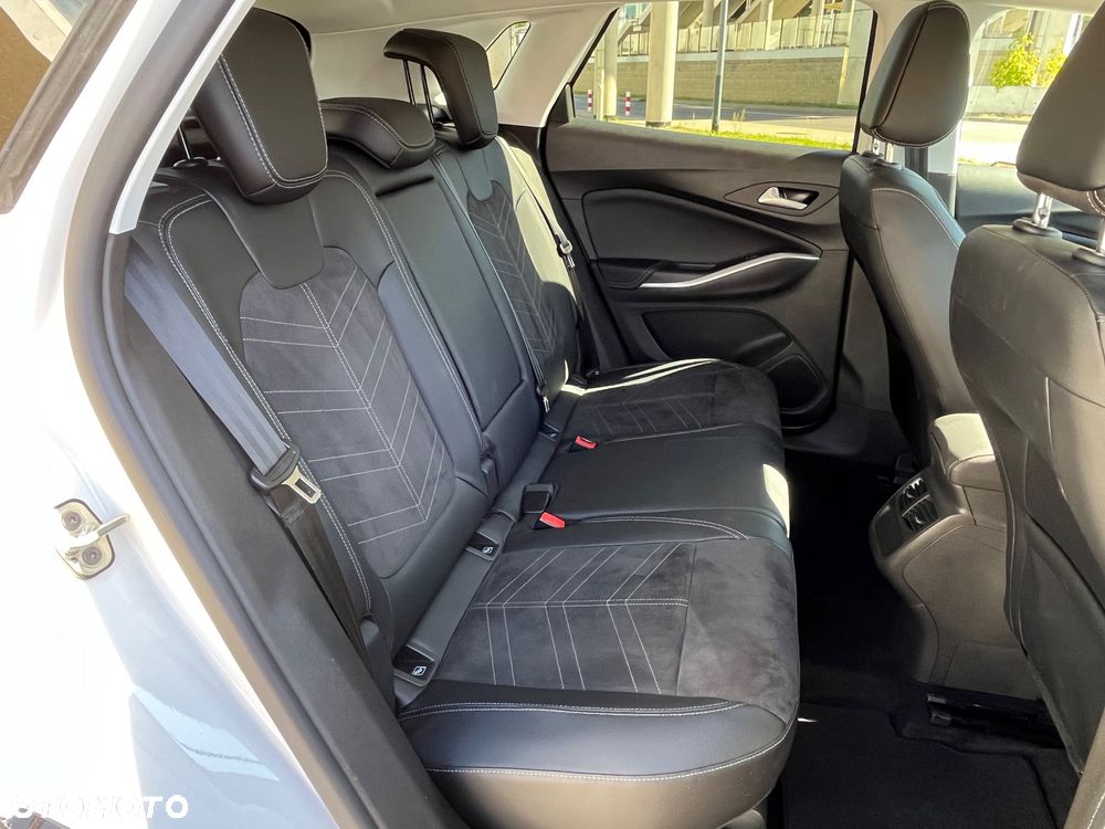 Opel Grandland X - 17