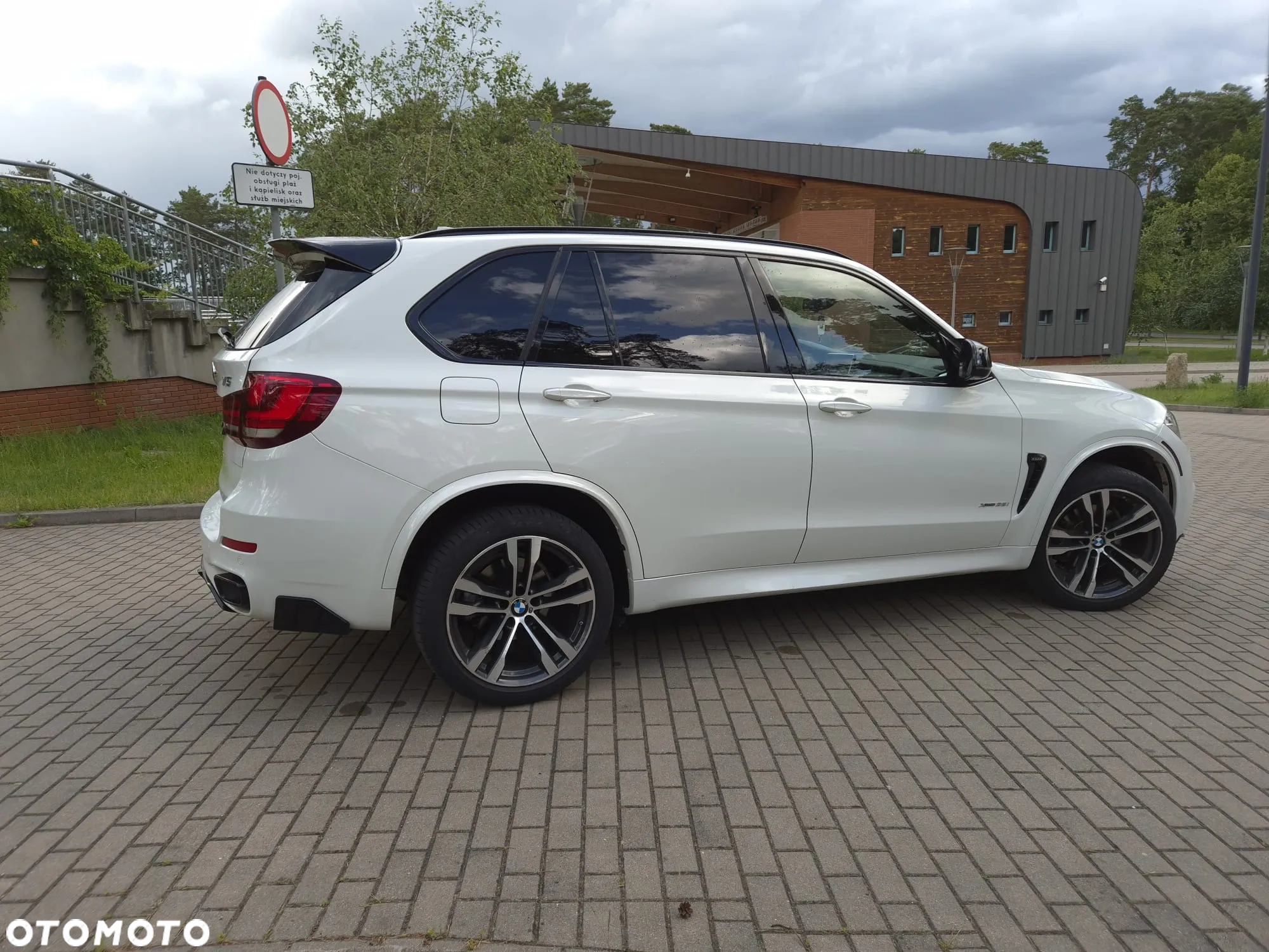 BMW X5 xDrive35i Sport-Aut - 10