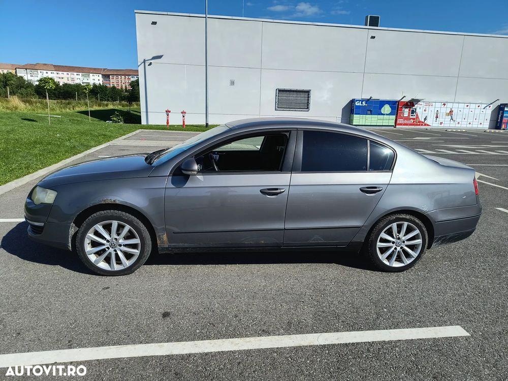 Volkswagen Passat 1.9TDI Trendline - 1