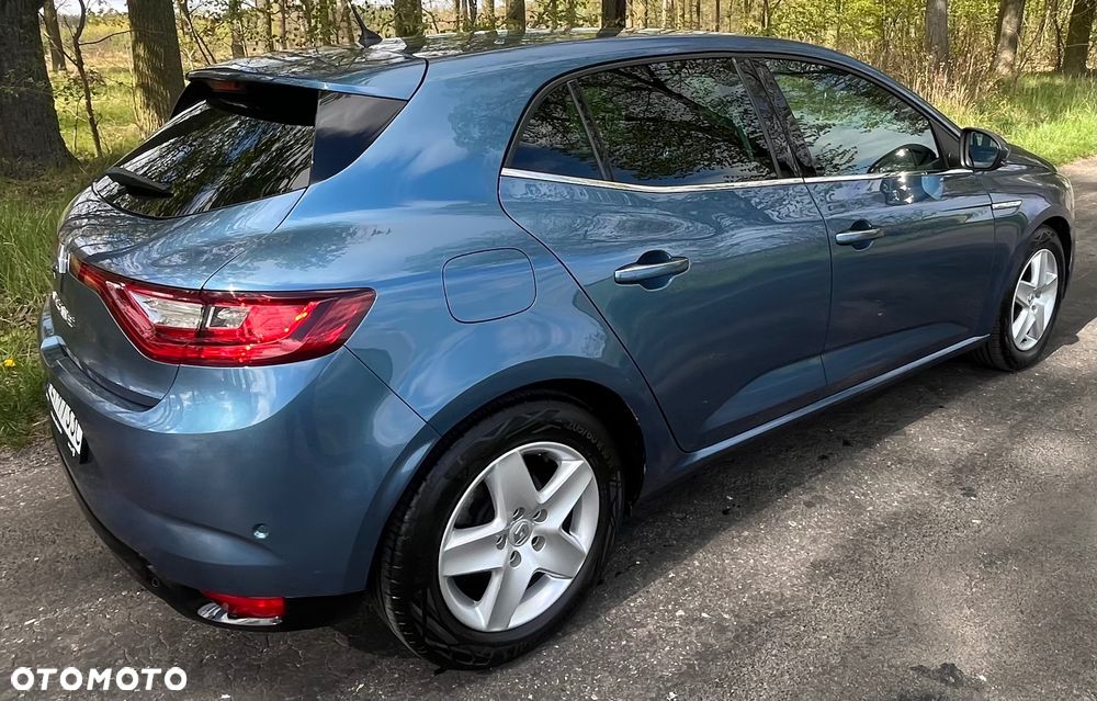 Renault Megane 1.5 dCi Limited EDC EU6 - 24