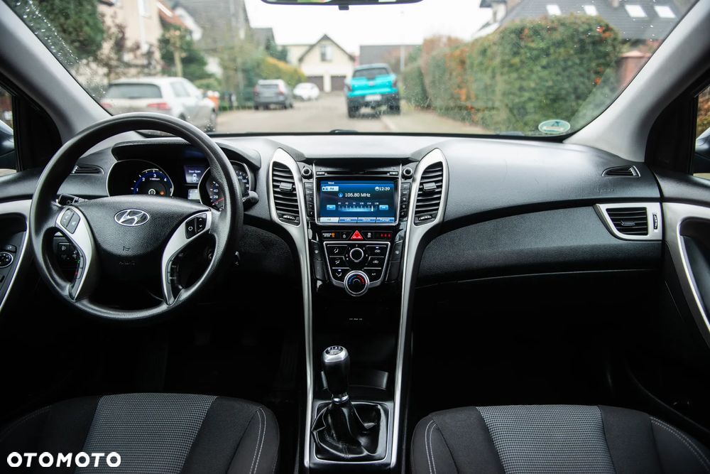 Hyundai i30 1.4 CRDi Premium - 30