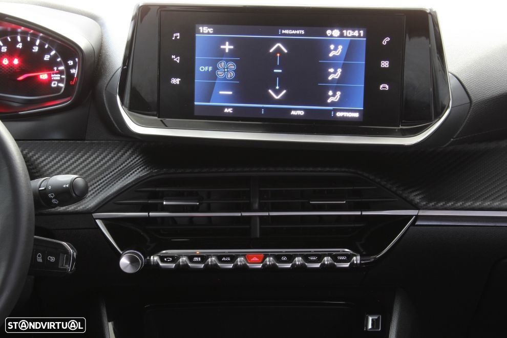 Peugeot 2008 1.2 PureTech Active Pack - 16