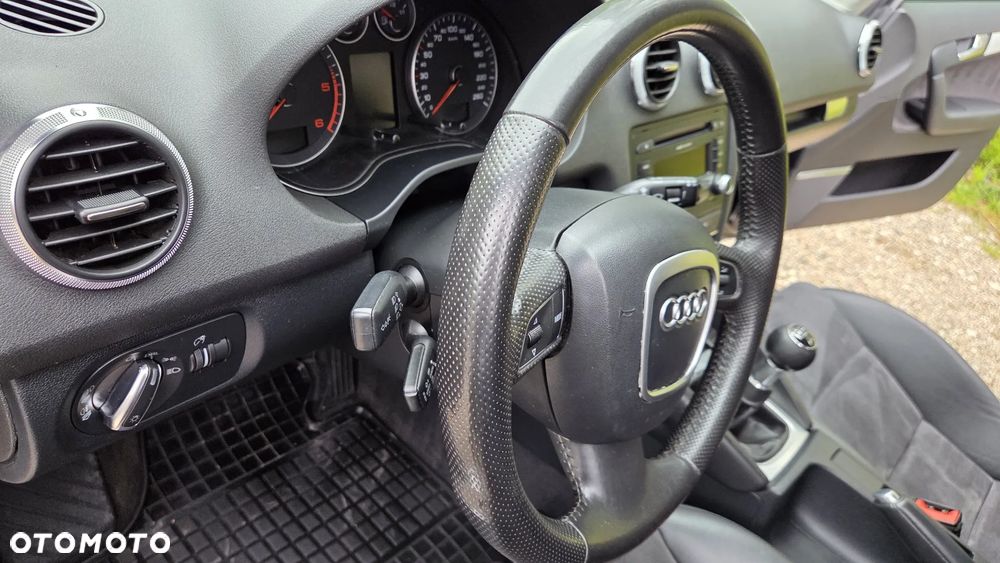Audi A3 Sportback 2.0 TDI Ambition - 15