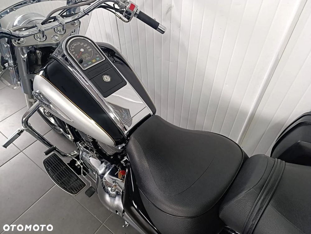 Suzuki VL 1500 Intruder LC - Boulevard C90 - 11