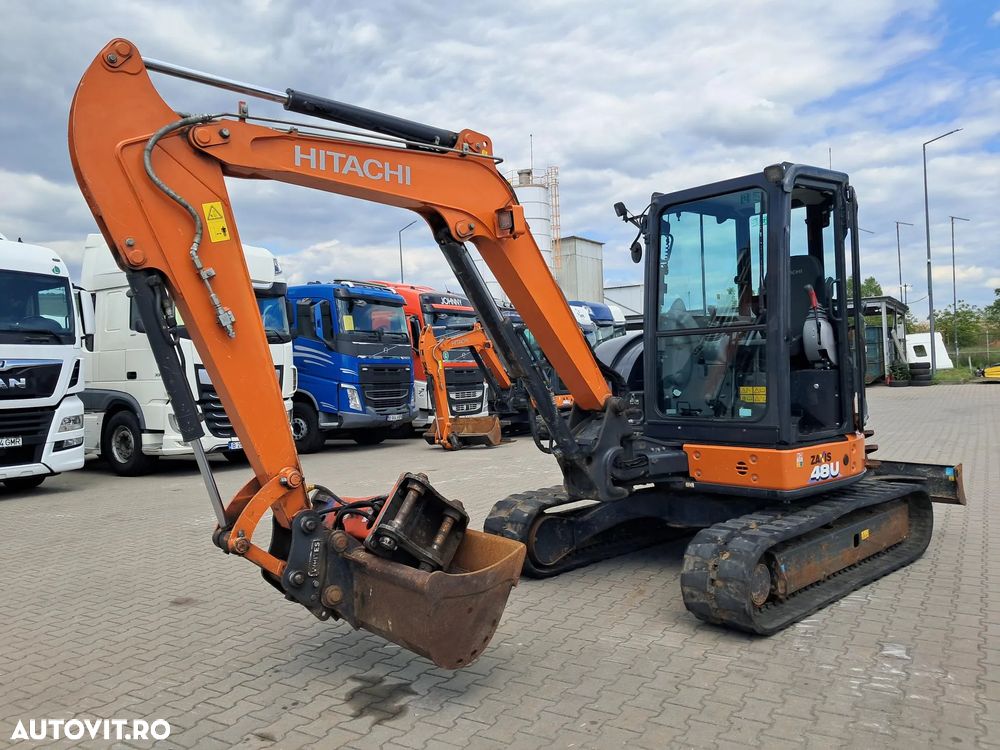 Hitachi ZX48-6 ZAXIS 48U DOUA CUPE , PICON SI LAMA TIP BULDOZER - 2
