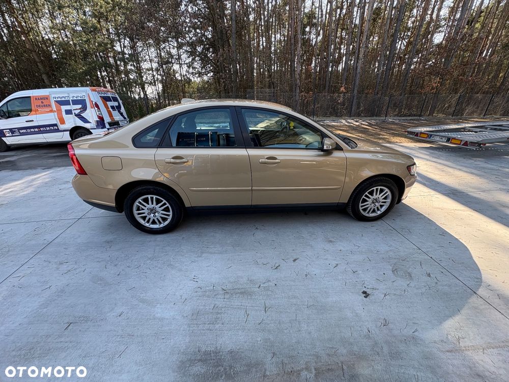 Volvo S40 1.6D DPF DRIVe - 4
