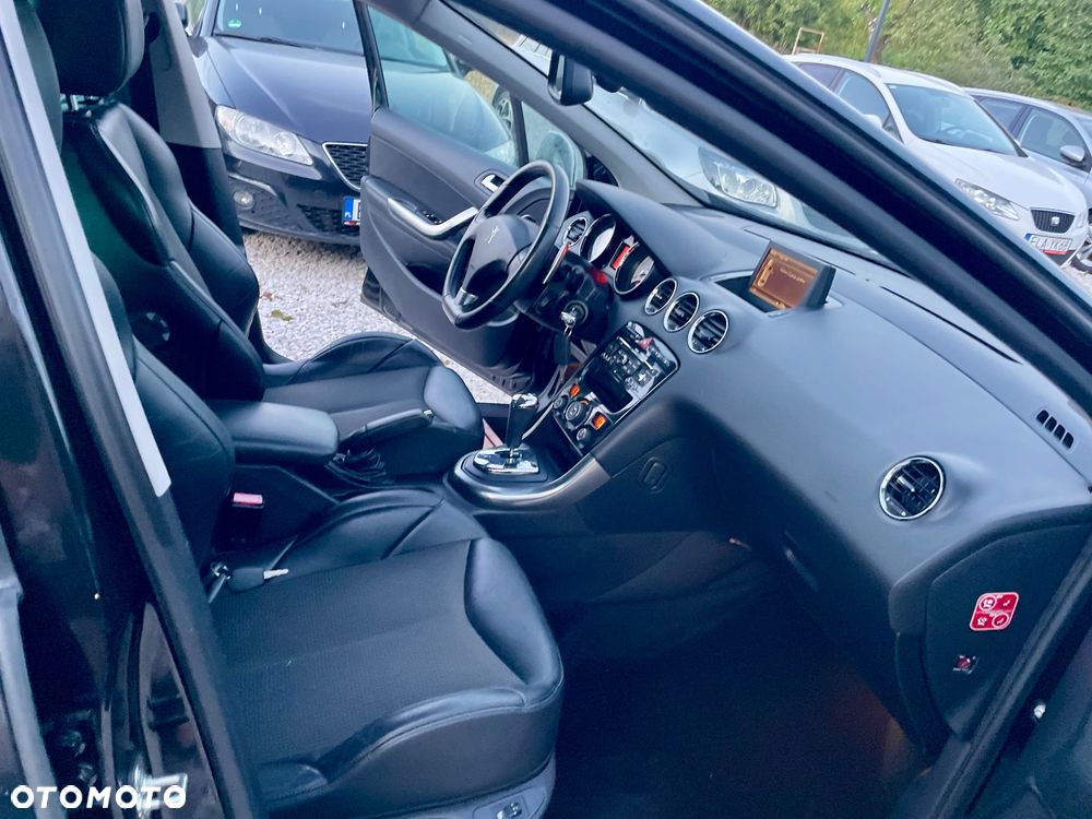 Peugeot 308 - 30