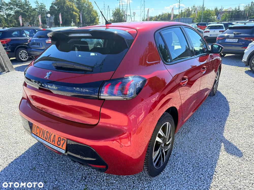 Peugeot 208 PureTech 100 EAT8 Allure - 6