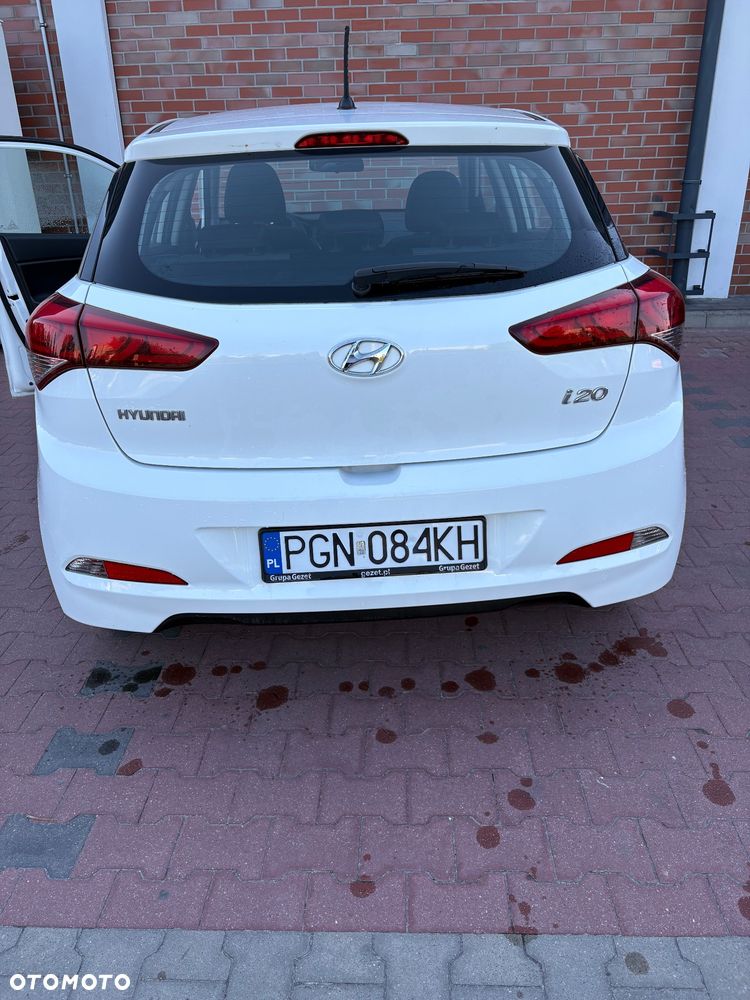 Hyundai i20 1.1 CRDi Classic + - 17