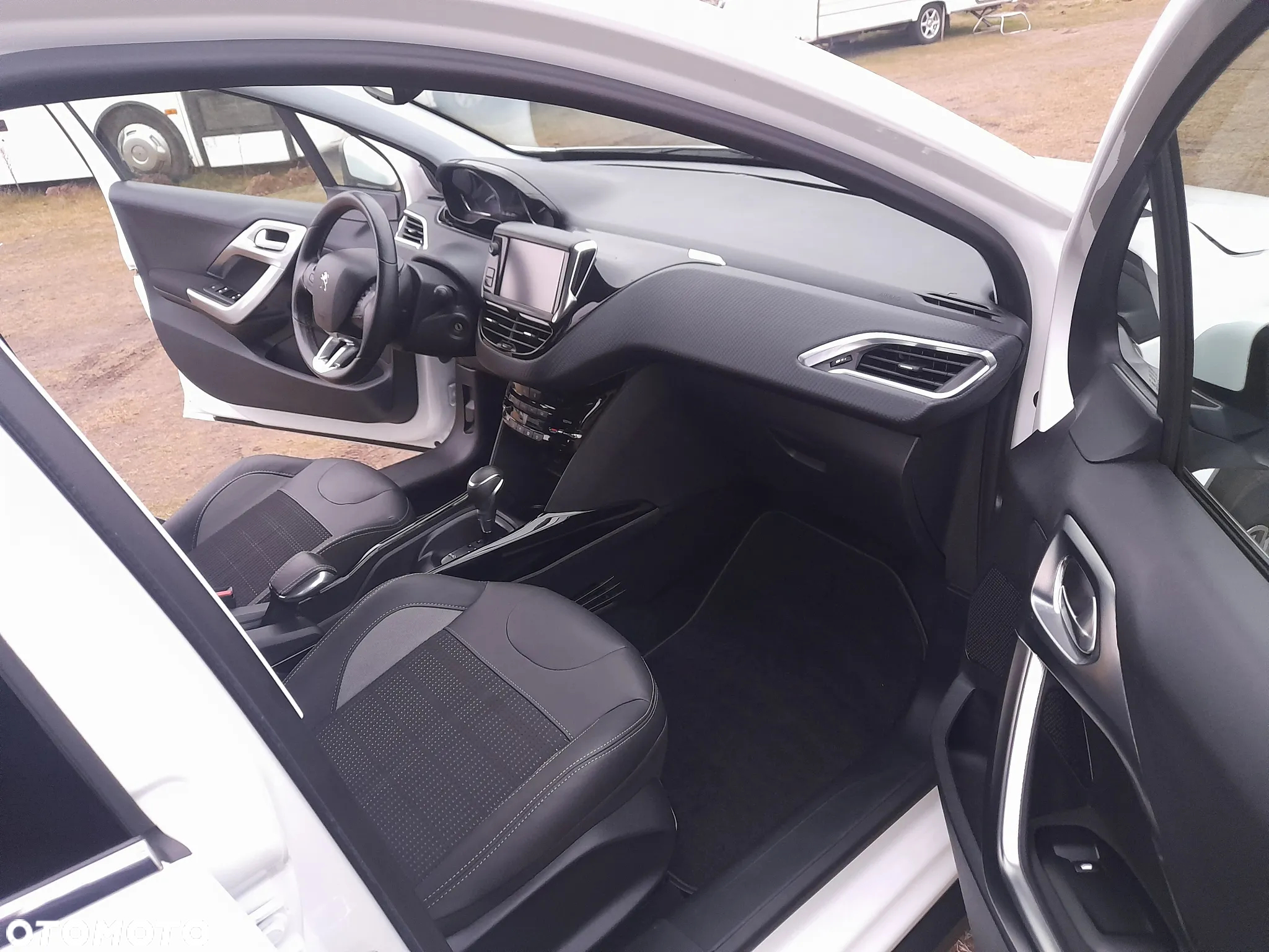 Peugeot 2008 PureTech 110 GPF Stop&Start EAT6 Active - 7