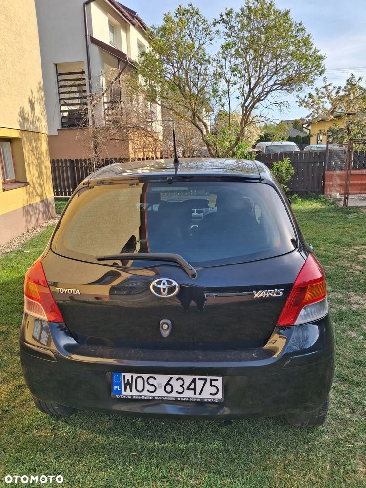 Toyota Yaris 1.33 Sol - 2