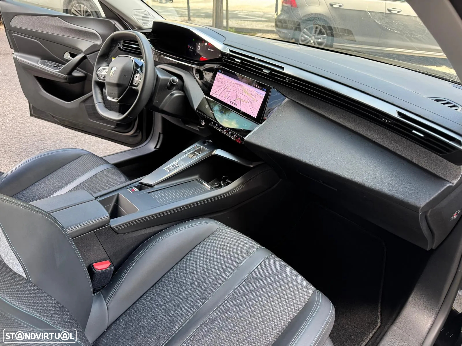 Peugeot 308 1.5 BlueHDi Allure Pack EAT8 - 16